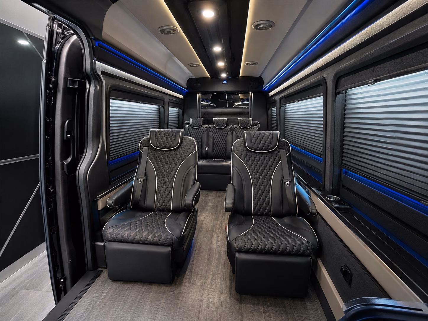 grapevine resort hotel airport transfers near flower mound